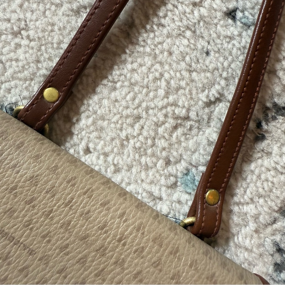Vintage Liz Claiborne Crossbody - Picture 11 of 13